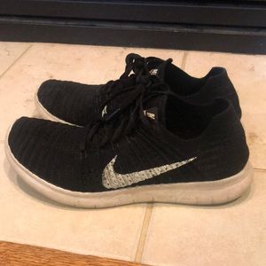 Nike free run fly knit